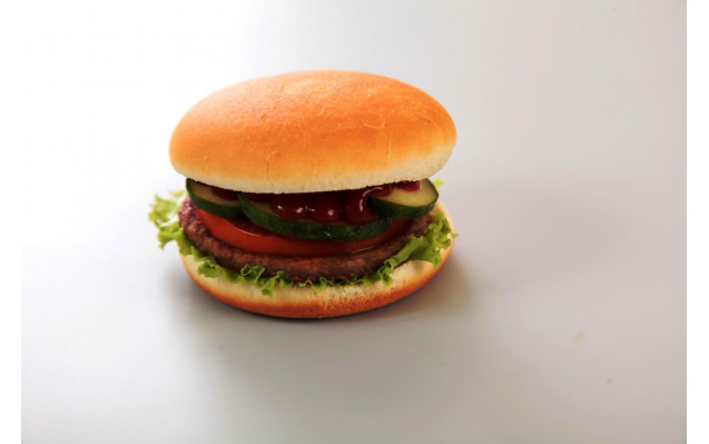 Булка для гамбургера без кунжута 125мм 82 гр по 24 шт Лантманен Юнибейк 3014